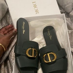 Olive green sandal size 42